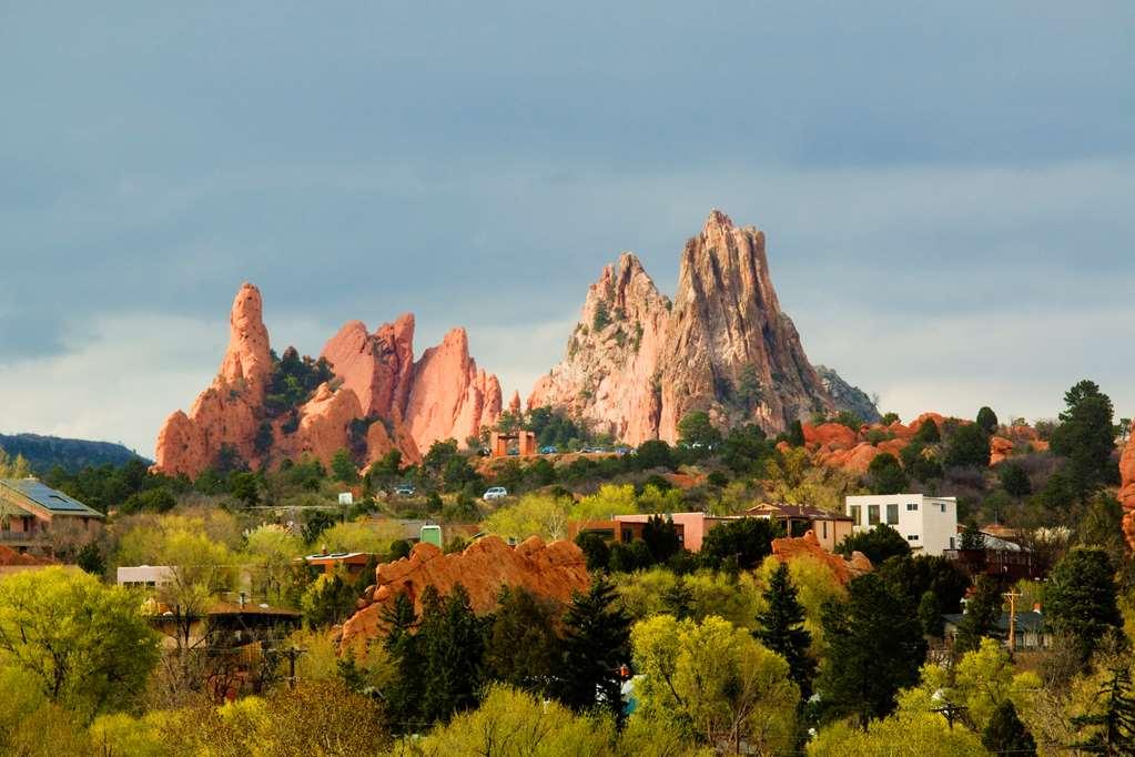 Radisson Hotel Colorado Springs Airport Buitenkant foto