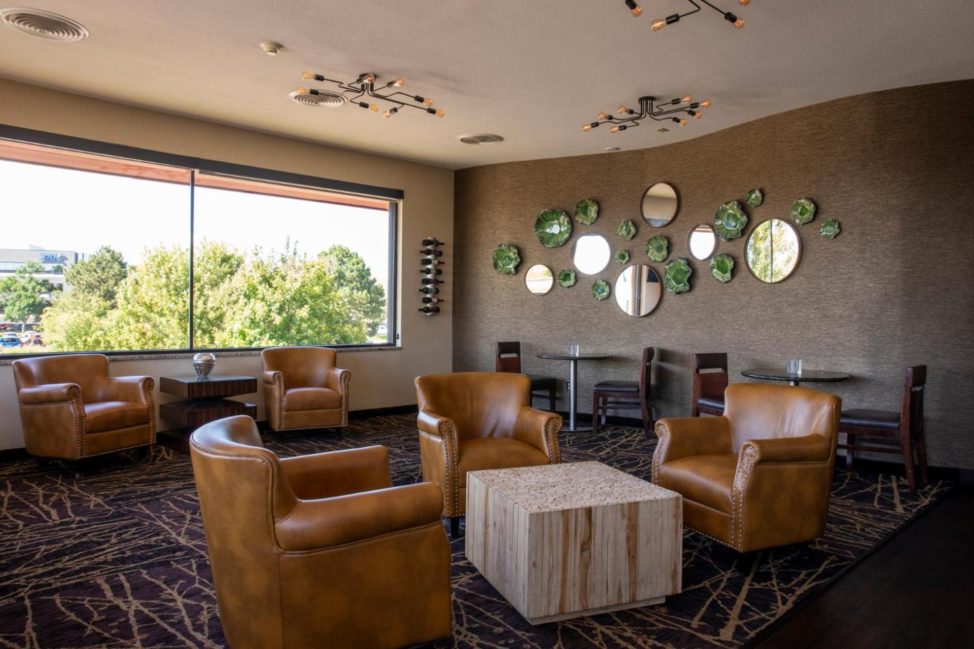 Radisson Hotel Colorado Springs Airport Buitenkant foto